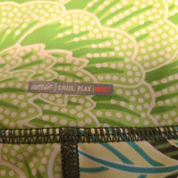 AERIE FLORAL LEGGINGS. SIZE XL. - Picture 4 of 7